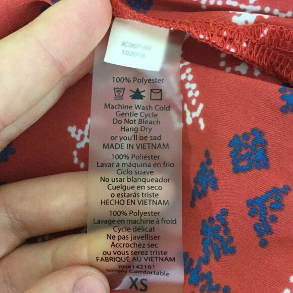 Lularoe Joy Sleeveless Duster Vest Red Womens Size XS - Picture 4 of 6